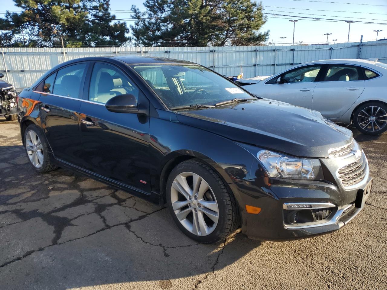 2016 Chevrolet Cruze - Image 4