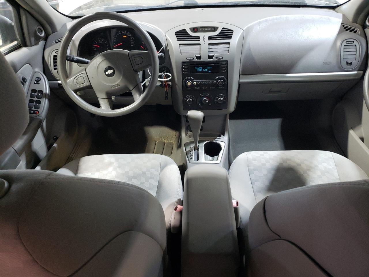 2005 Chevrolet Malibu - Image 8