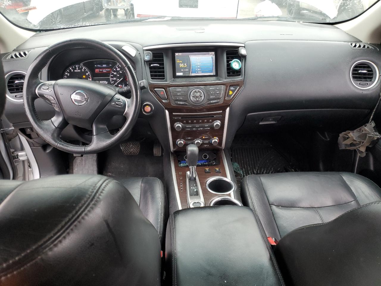 2013 Nissan Pathfinder - Image 8