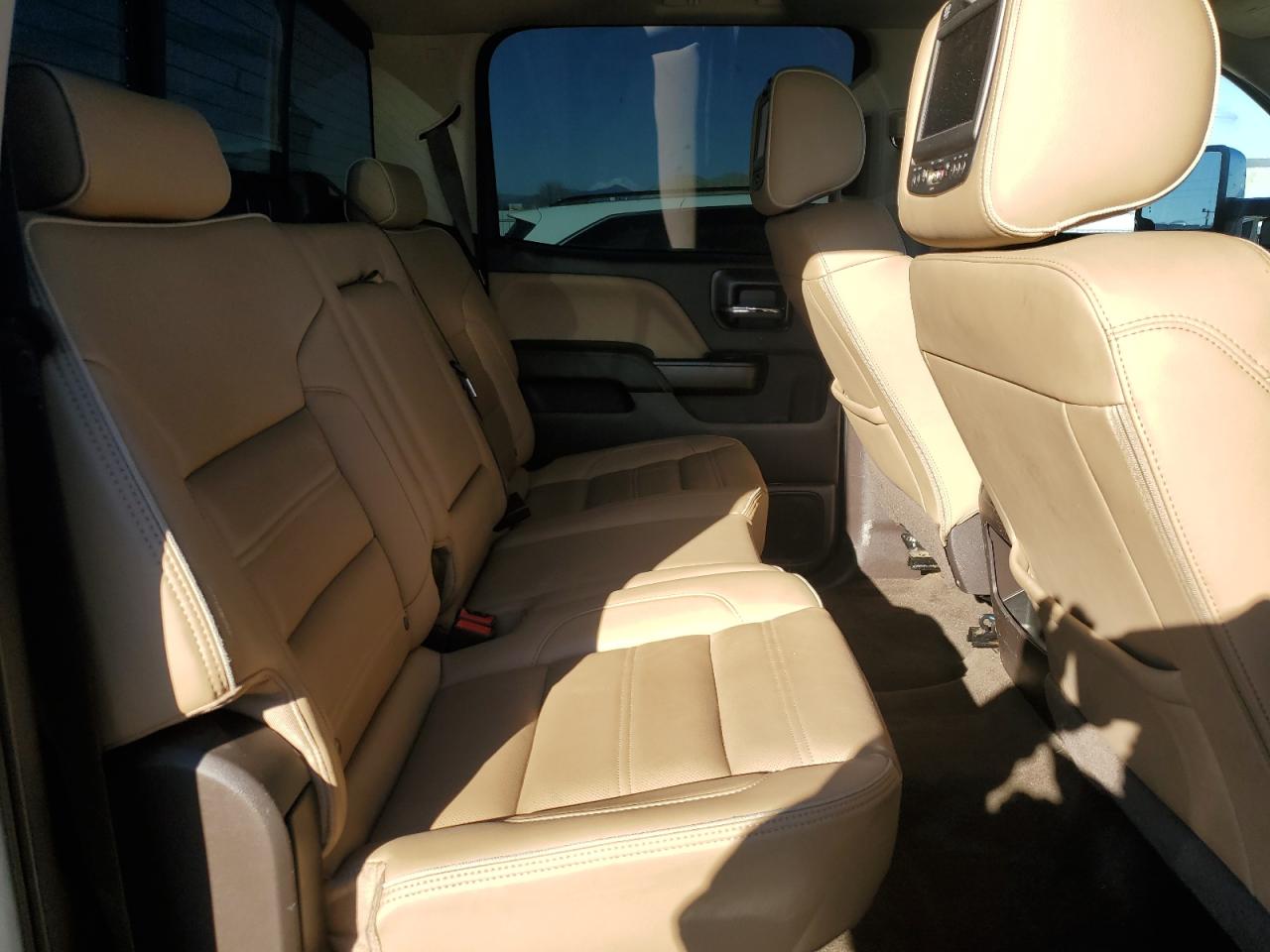 2019 GMC Sierra - Image 11