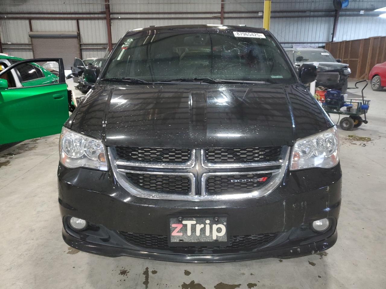 VIN 2C4RDGCG3KR662614 2019 DODGE CARAVAN no.5