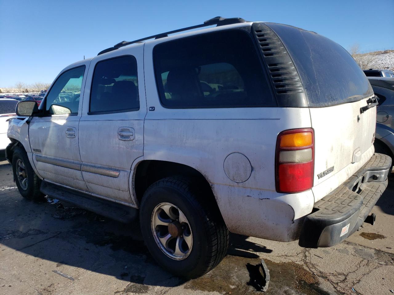 2003 GMC Yukon - Image 2