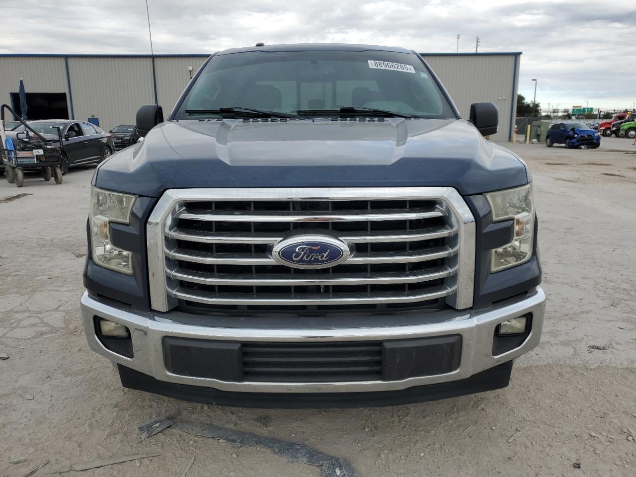 2017 Ford F-150 - Image 5