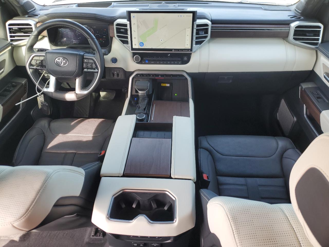 2023 Toyota Tundra - Image 8