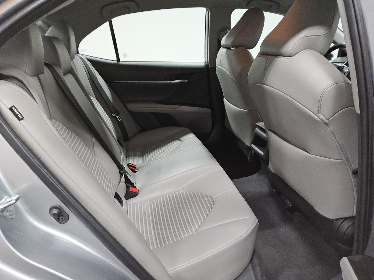2022 Toyota Camry - Image 10
