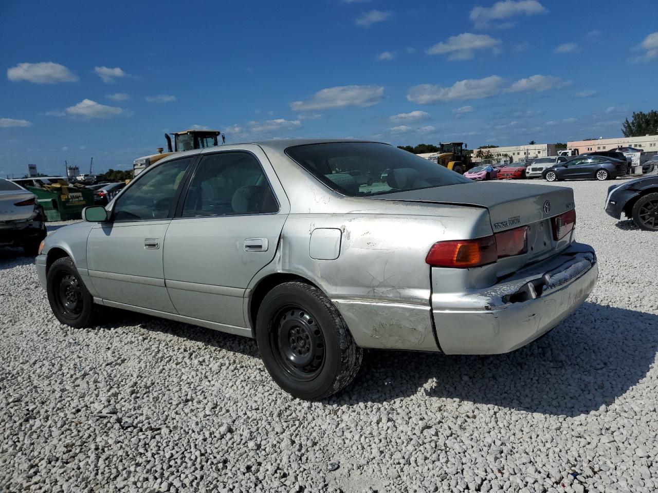2001 Toyota Camry - Image 2