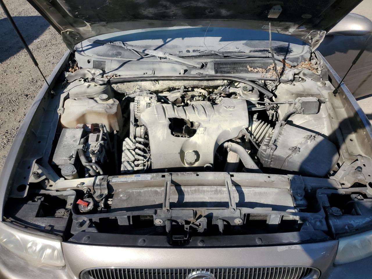 2001 Buick LeSabre - Image 11
