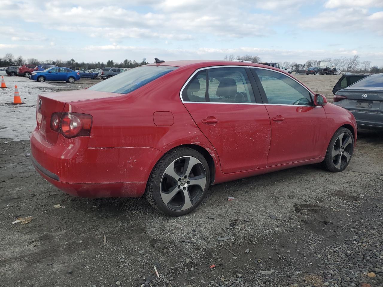 2009 Volkswagen Jetta - Image 3