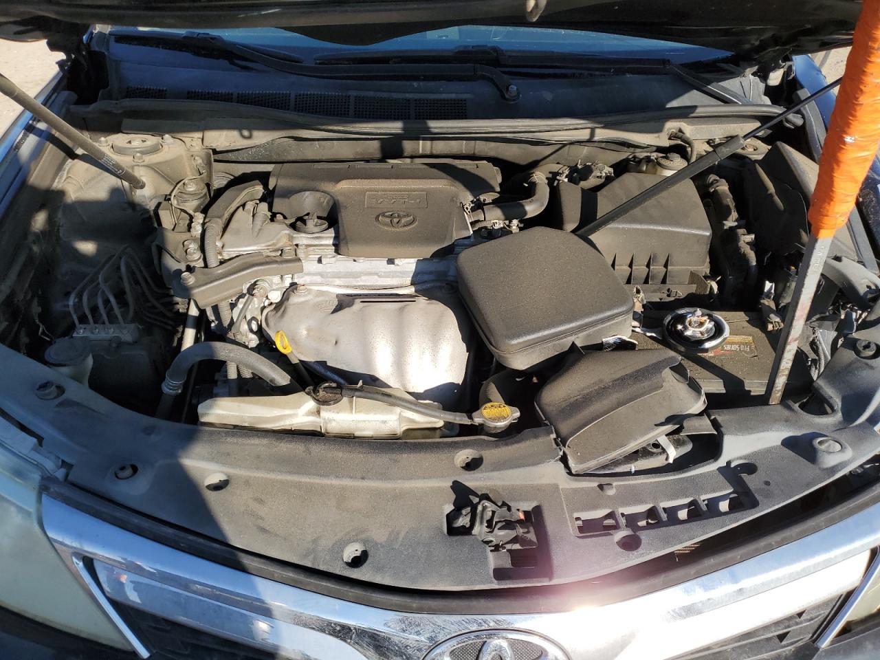 2012 Toyota Camry - Image 13