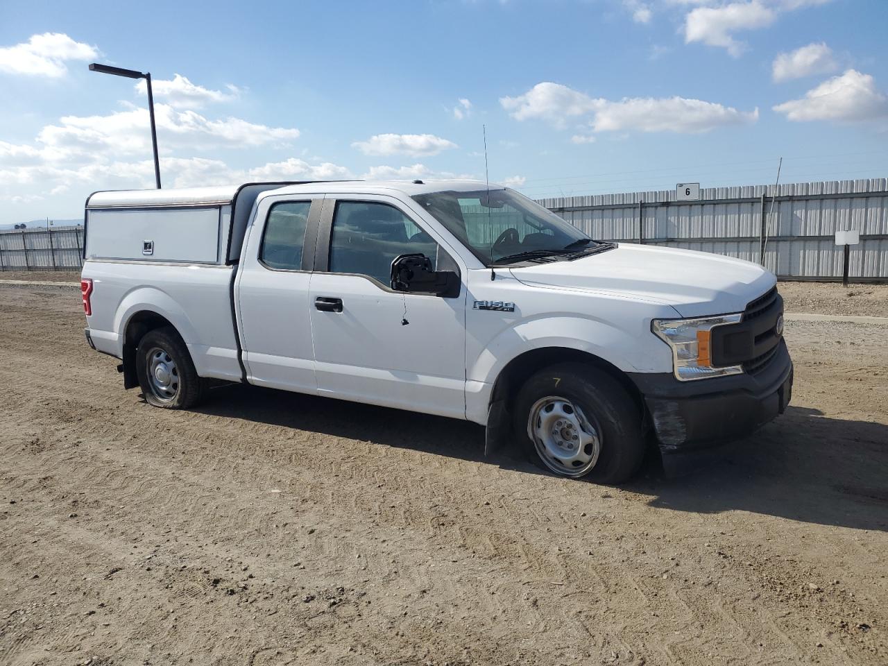 VIN 1FTEX1CB4JKF06554 2018 FORD F-150 no.4