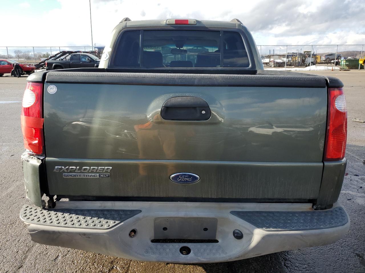 2003 Ford Explorer - Image 6