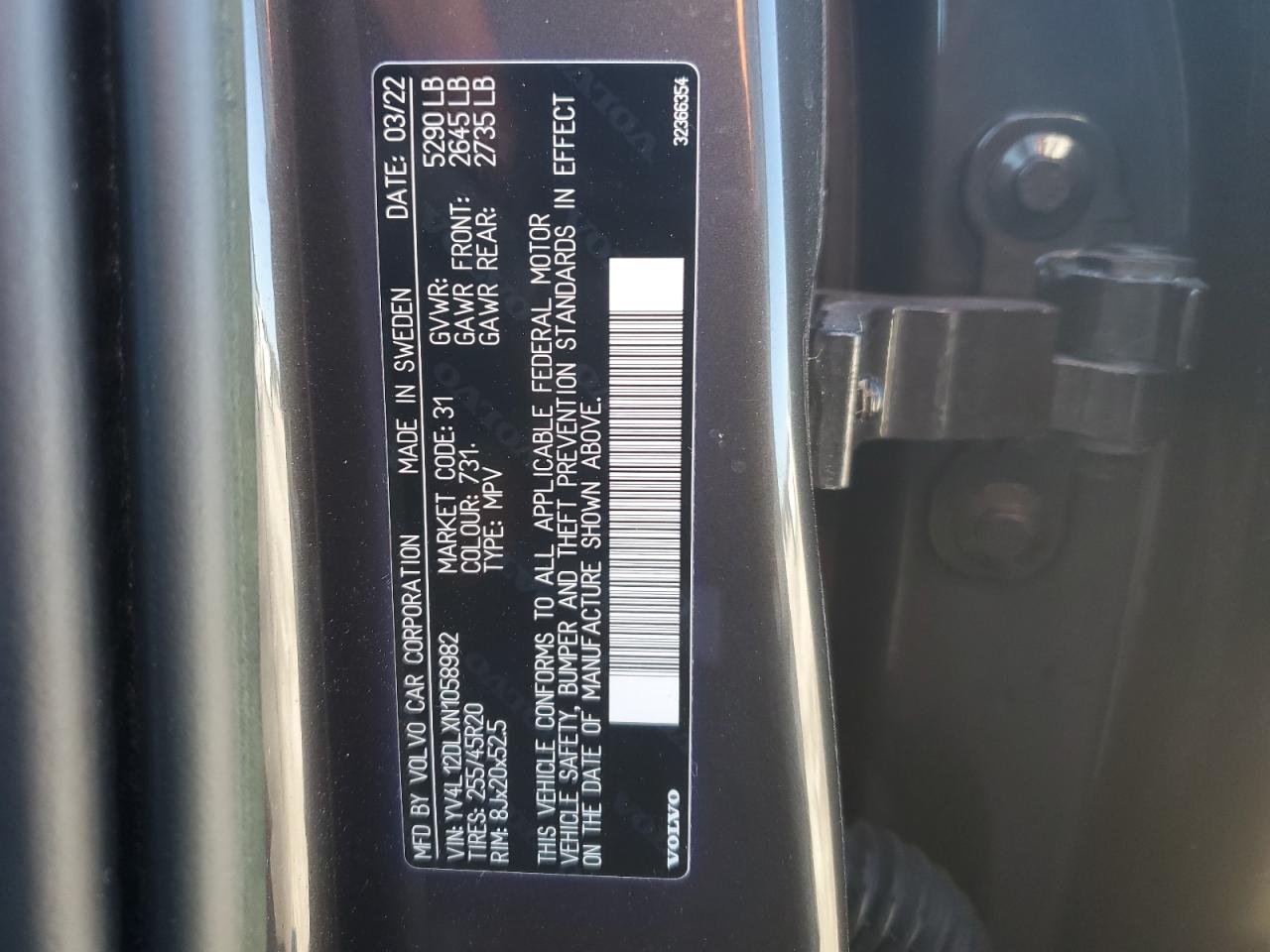 2022 Volvo XC60 - Image 13