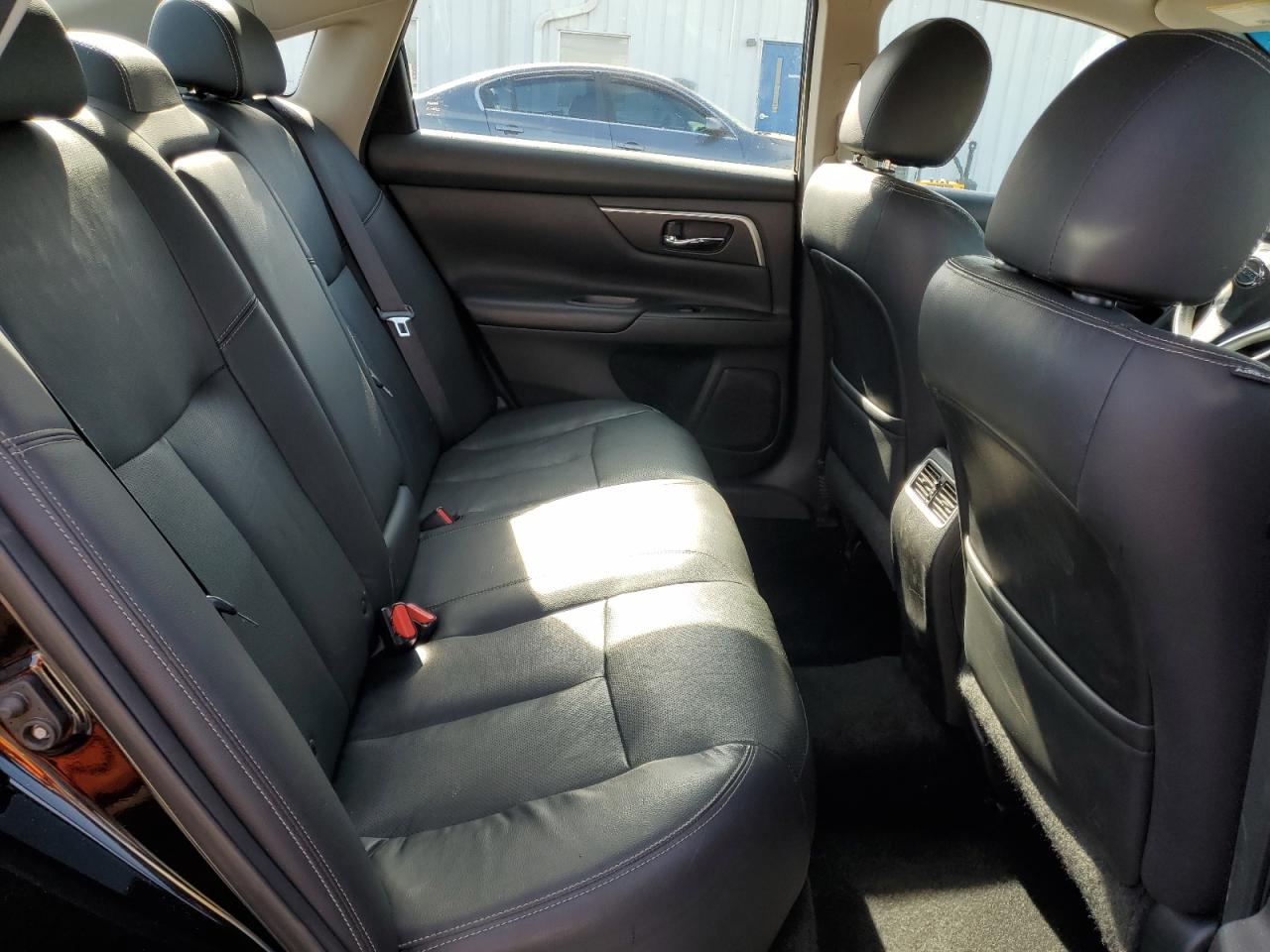 2016 Nissan Altima - Image 10