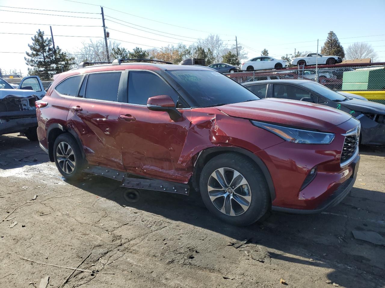 2024 Toyota Highlander - Image 4