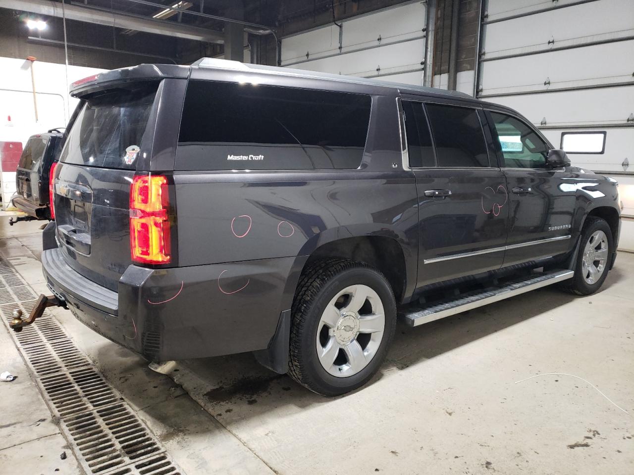 2017 Chevrolet Suburban - Image 3