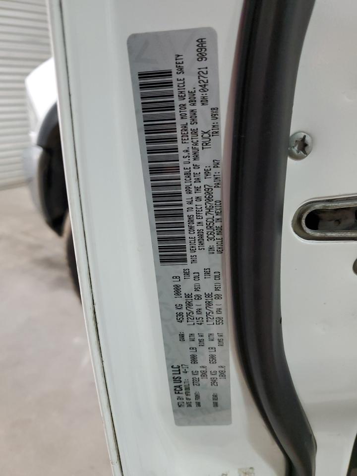 2017 RAM 2500 - Image 12