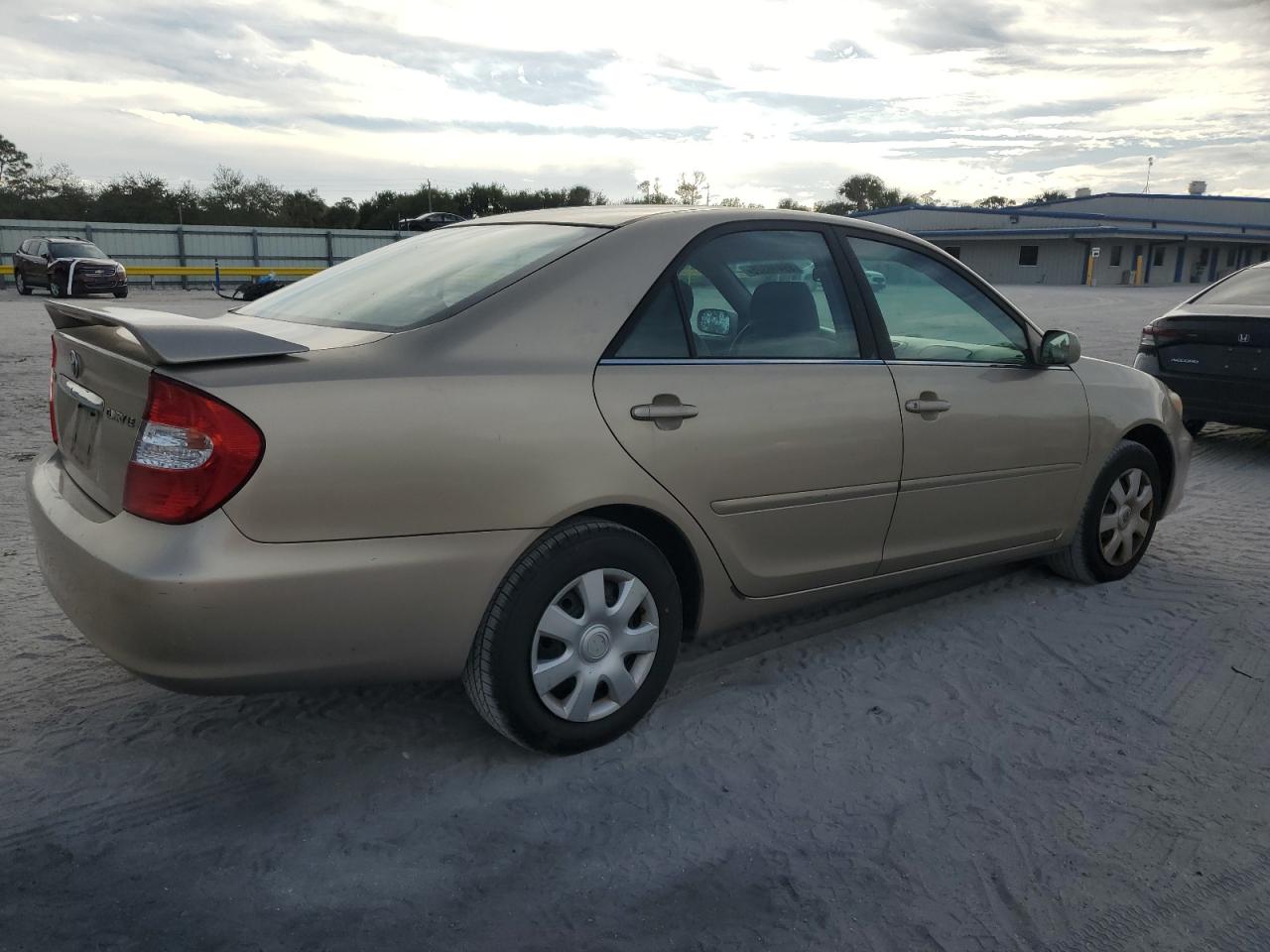 2003 Toyota Camry - Image 3