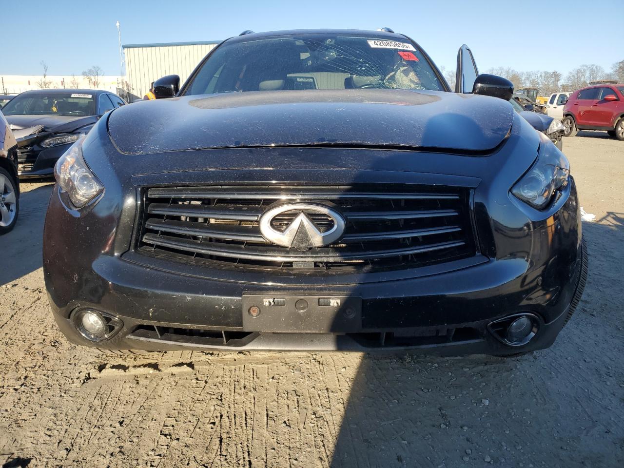 2016 Infiniti QX70 - Image 5