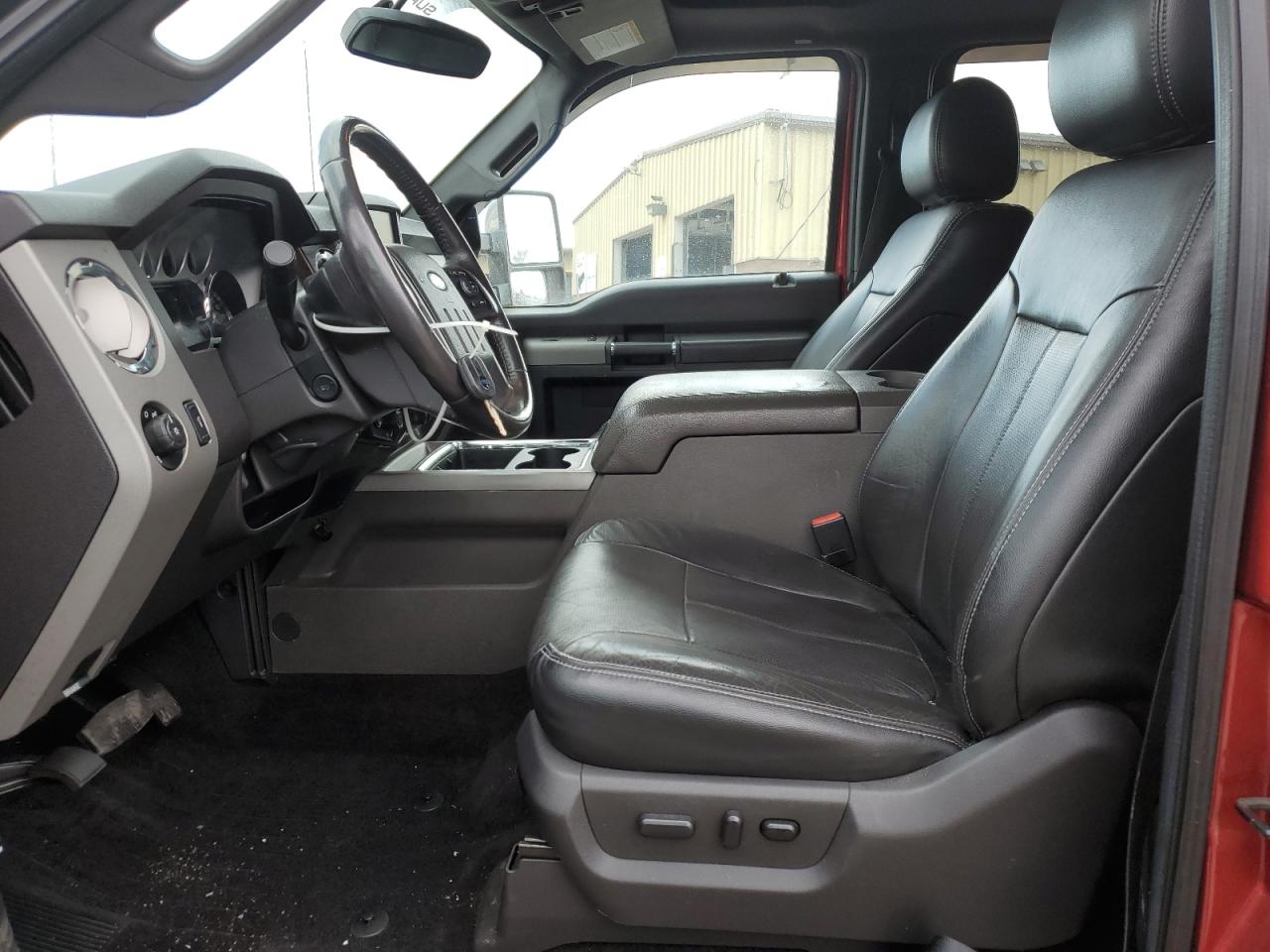 2016 Ford F350 - Image 7
