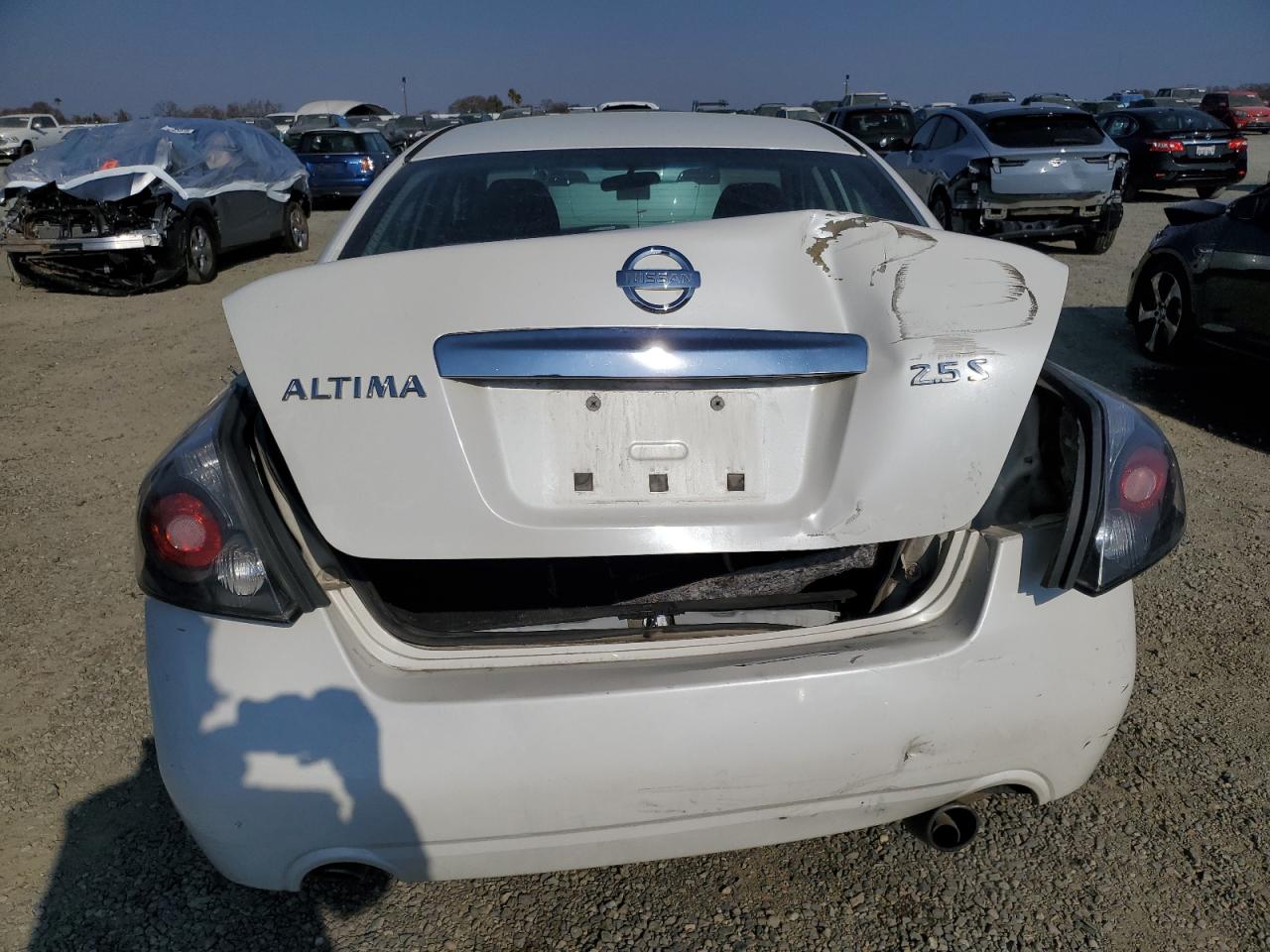 2010 Nissan Altima - Image 6