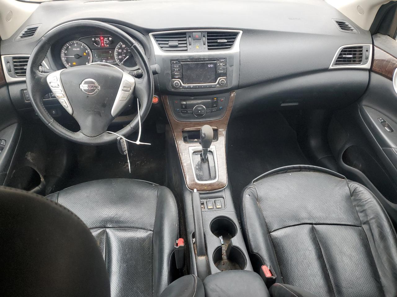 2015 Nissan Sentra - Image 8