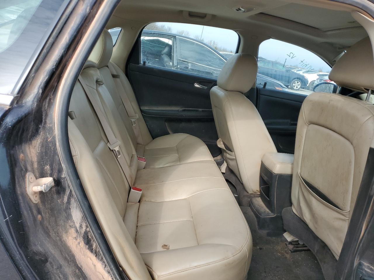 2012 Chevrolet Impala - Image 10