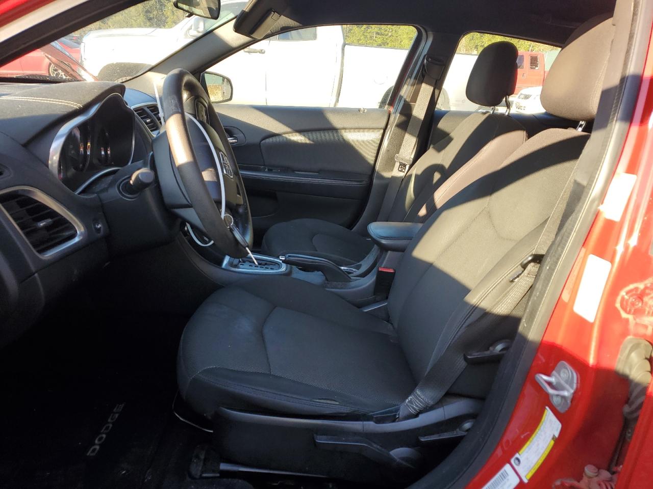 2013 Dodge Avenger - Image 7