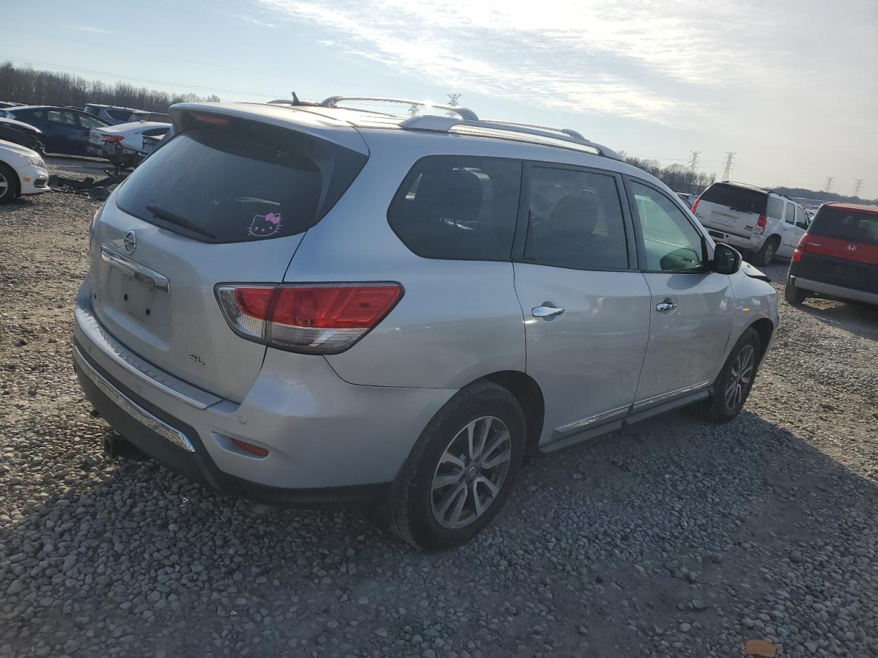 2014 Nissan Pathfinder - Image 3