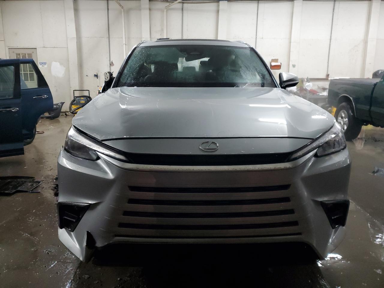 2024 Lexus TX - Image 5
