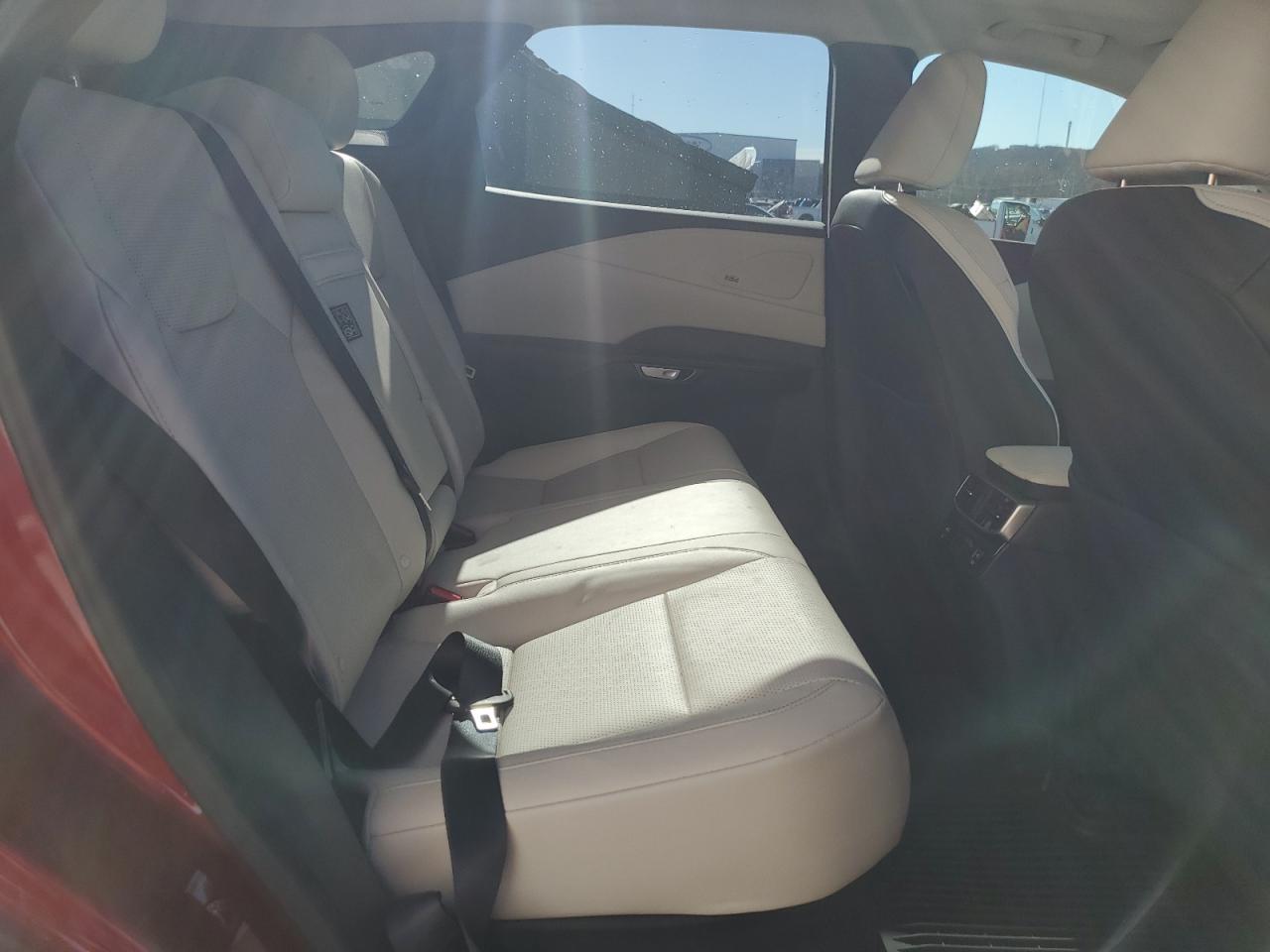 2023 Lexus RX - Image 11