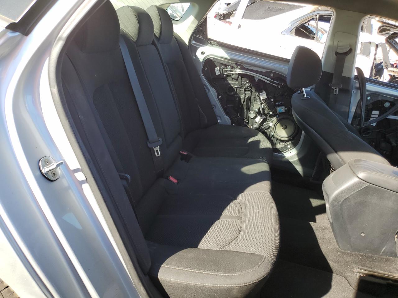 2019 Kia Optima - Image 10