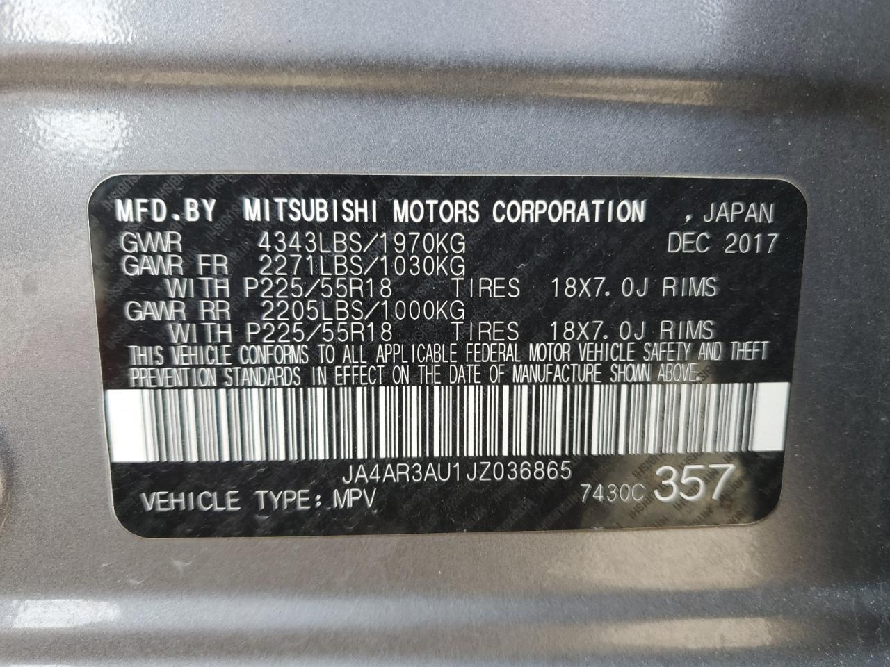 2018 Mitsubishi Outlander - Image 16