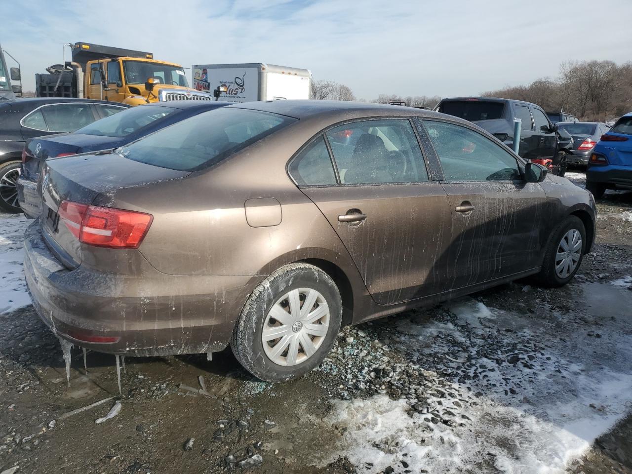 2015 Volkswagen Jetta - Image 3