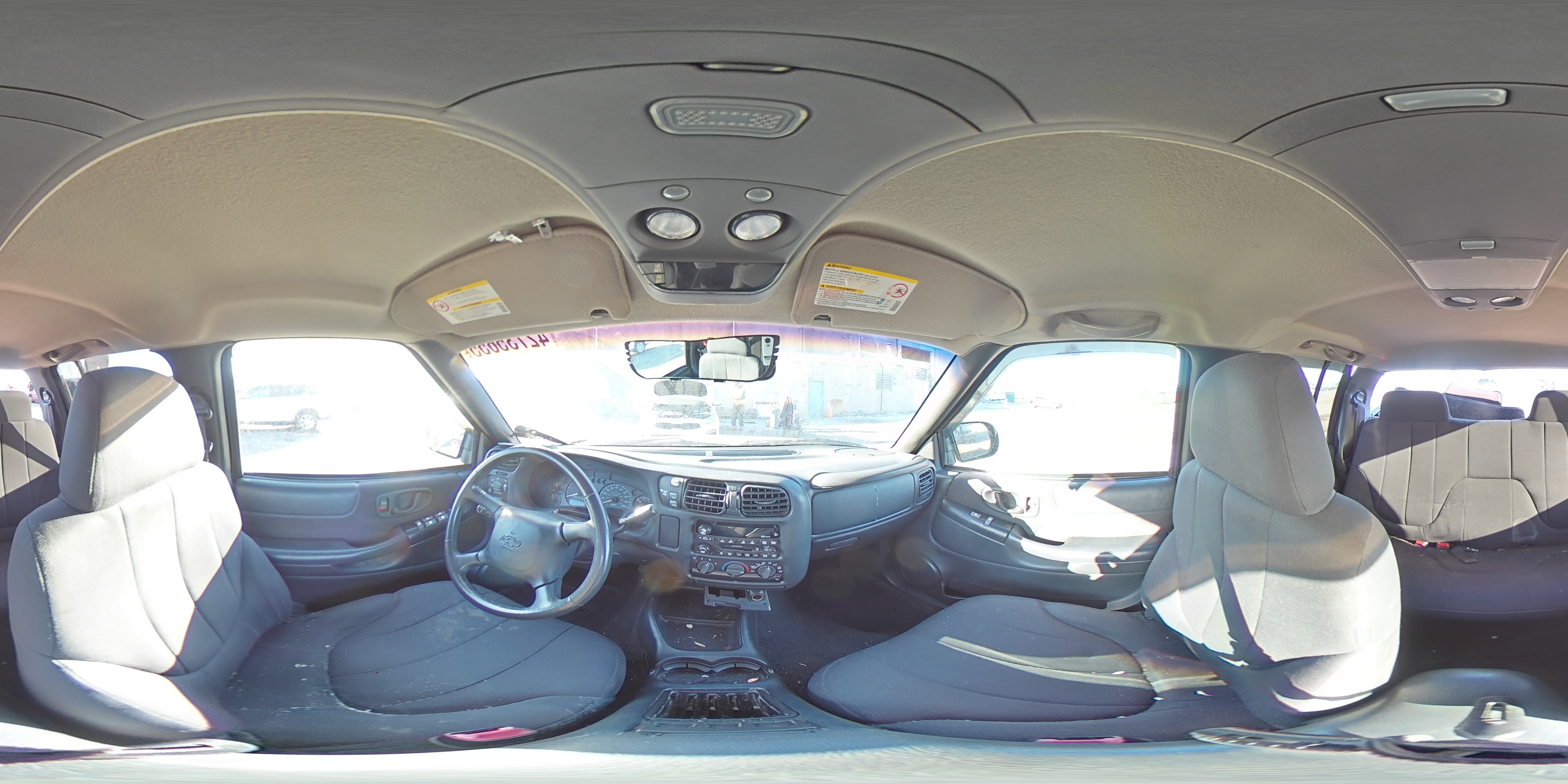 2003 Chevrolet S-10 Pickup - Image 12