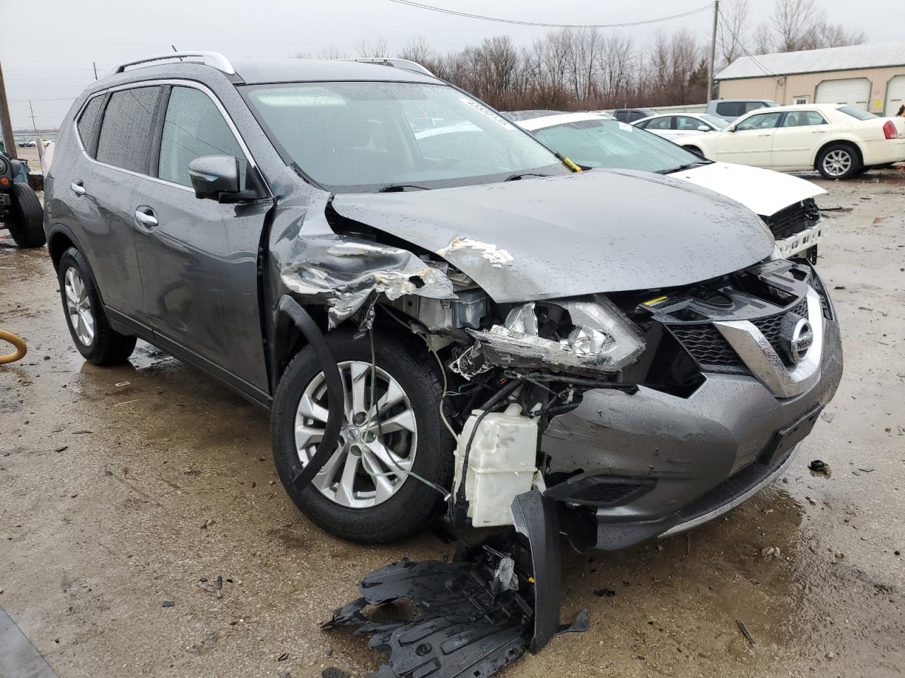 2015 Nissan Rogue - Image 4