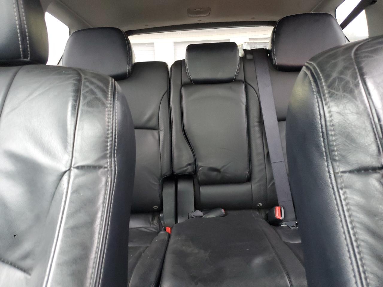 2007 Mitsubishi Outlander - Image 10