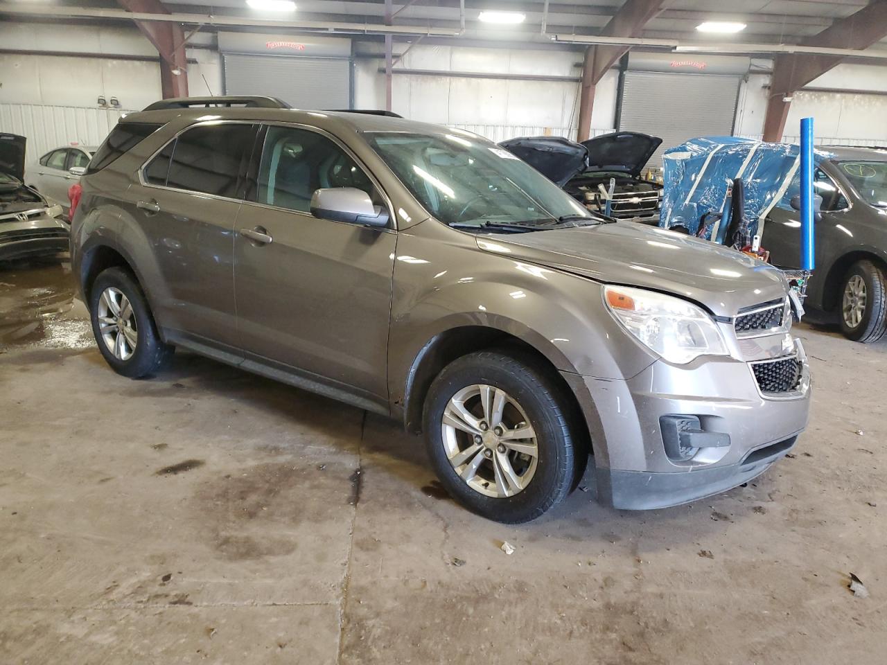 2010 Chevrolet Equinox - Image 4