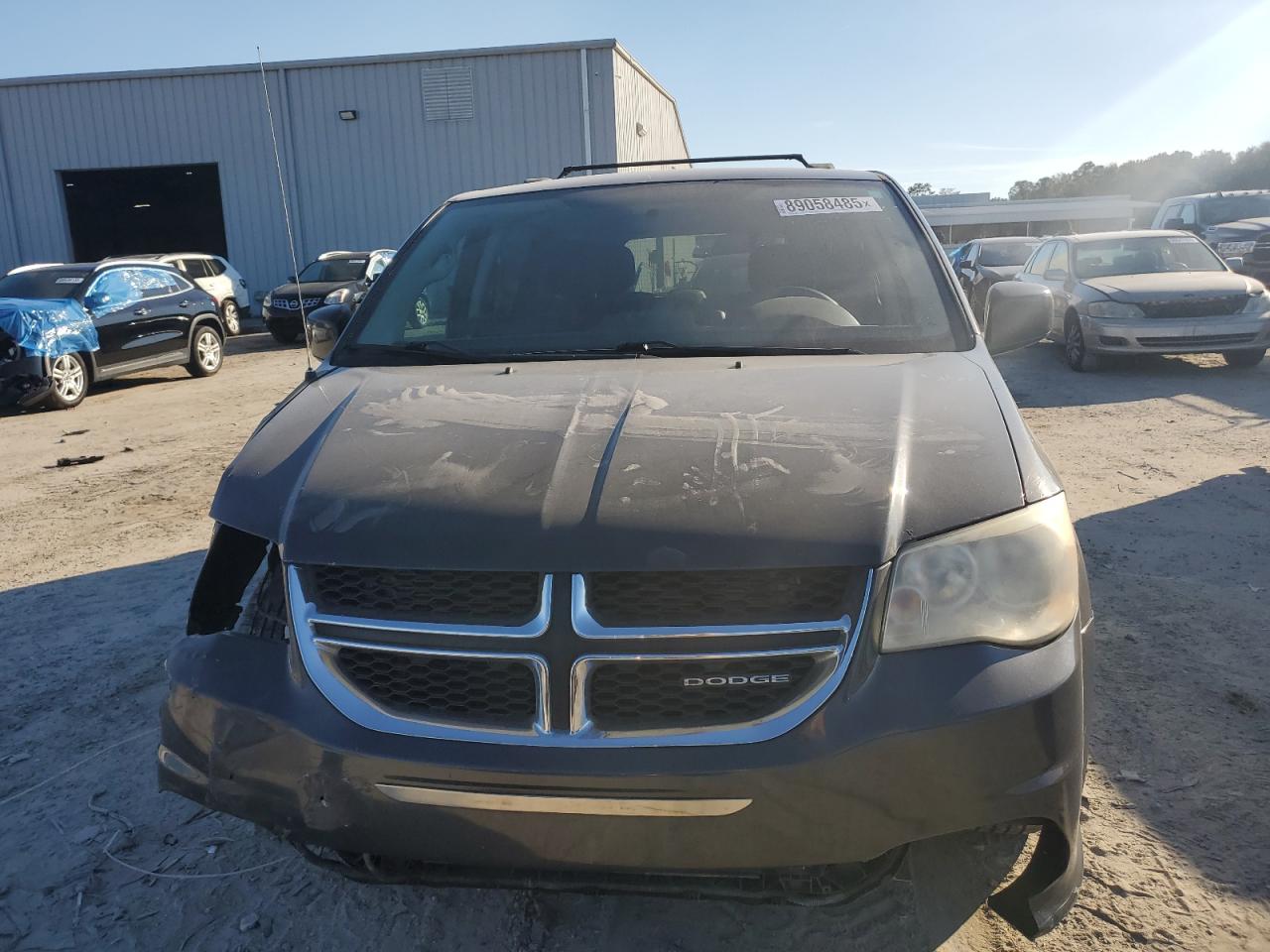 2012 Dodge Caravan - Image 5