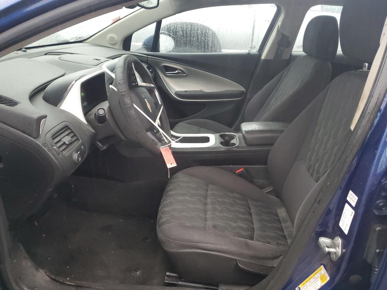 2013 Chevrolet Volt - Image 7