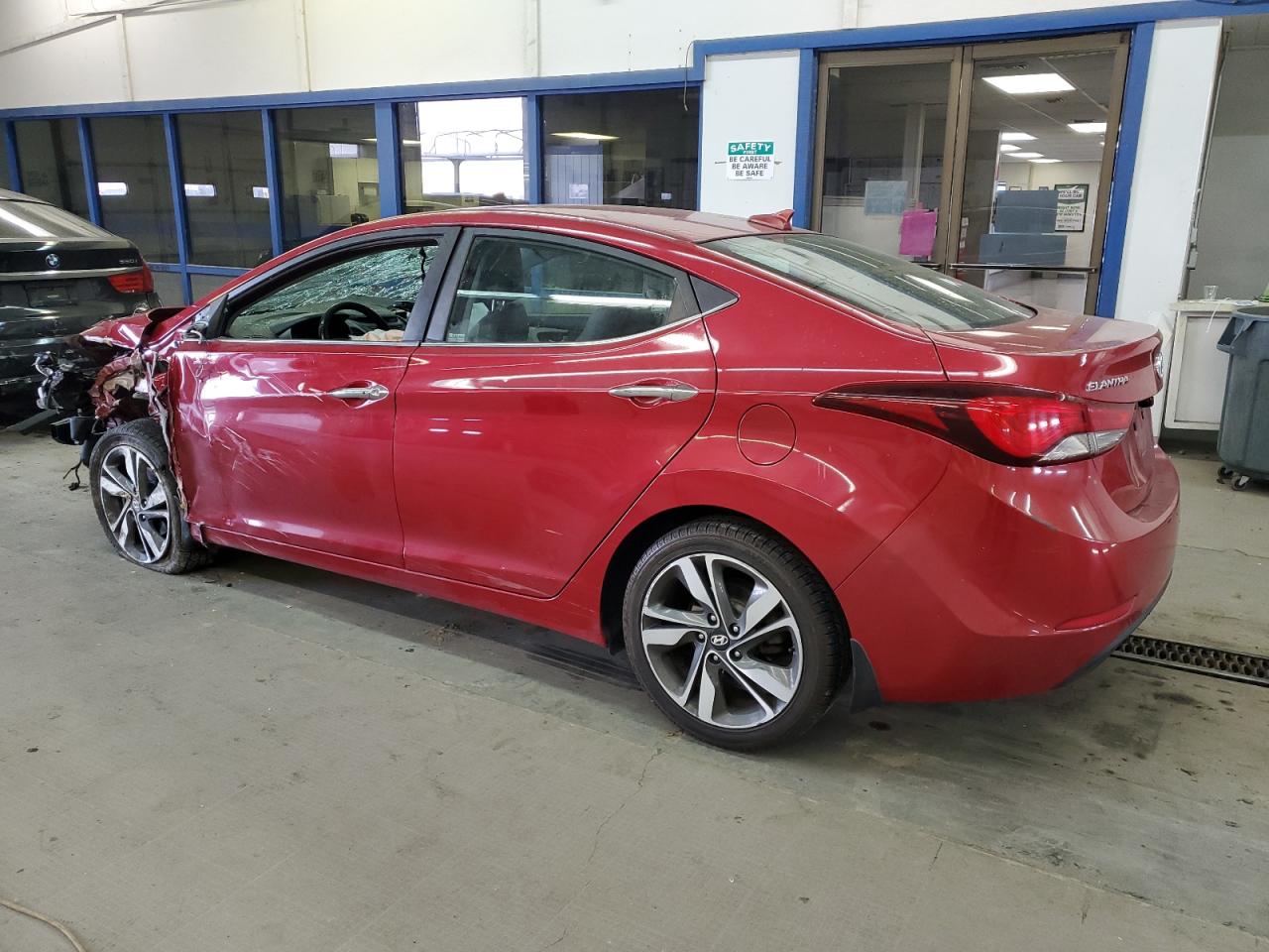 2015 Hyundai Elantra - Image 2