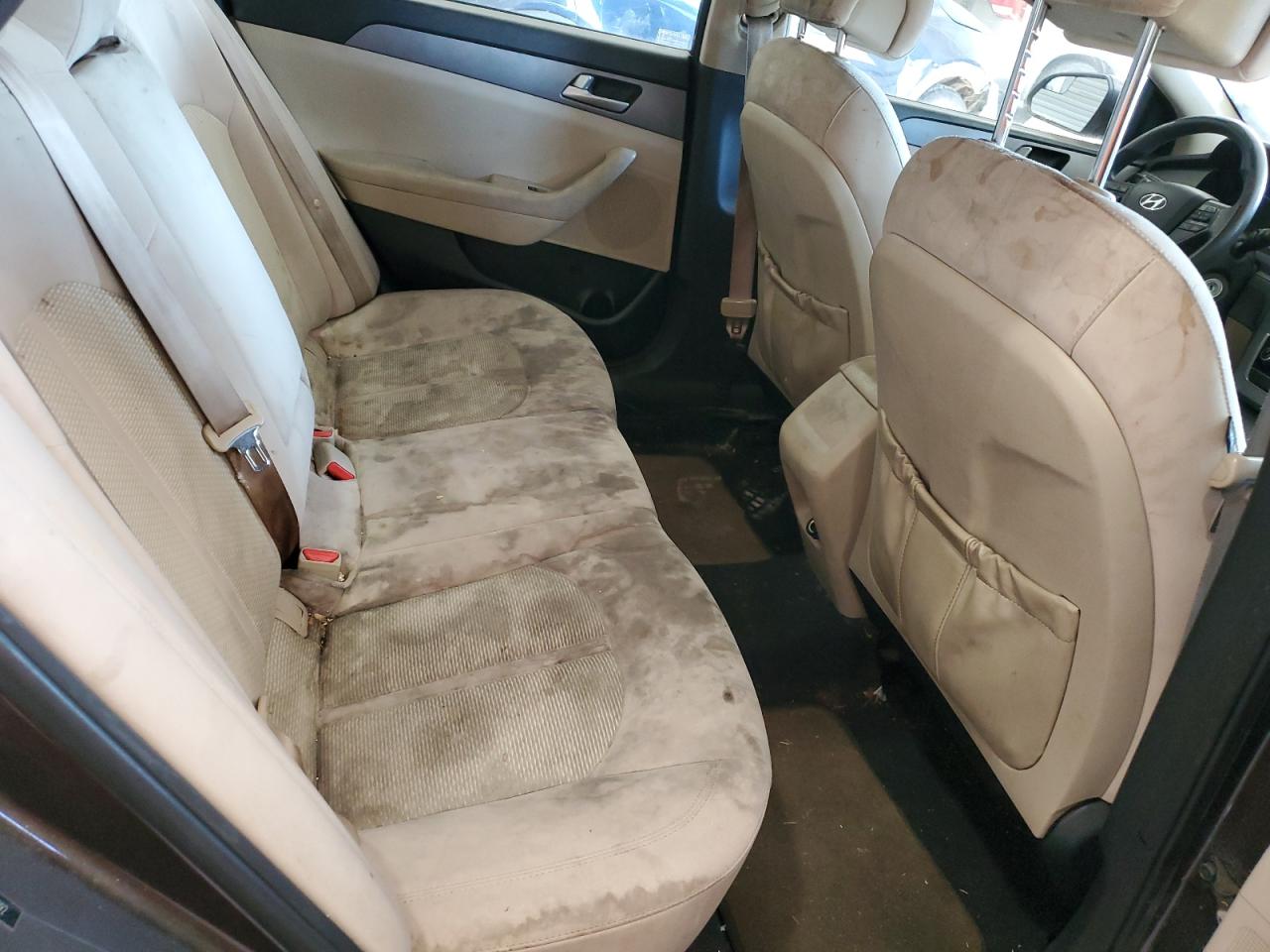 2015 Hyundai Sonata - Image 10