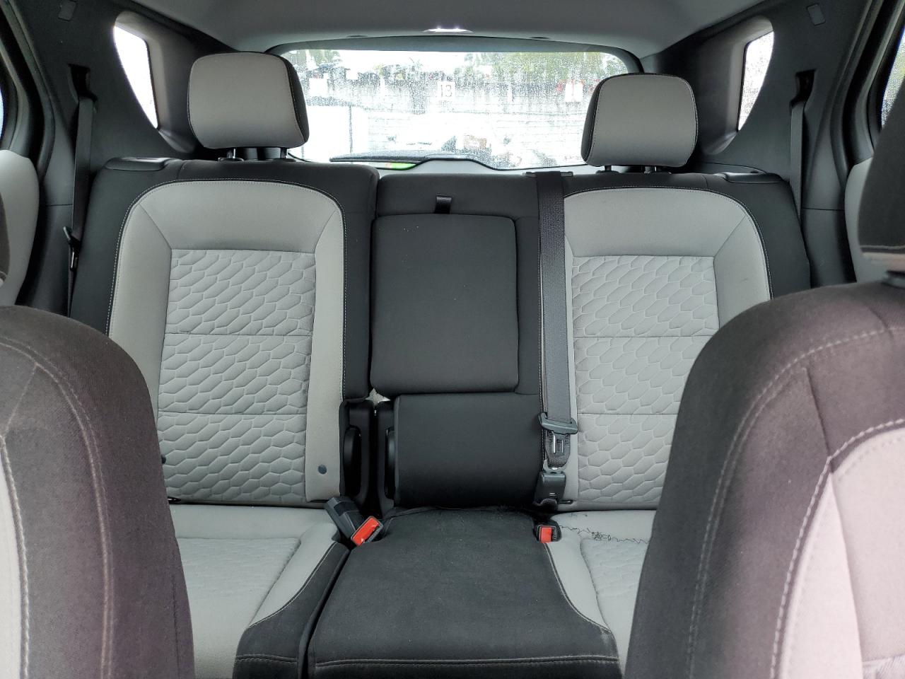 2021 Chevrolet Equinox - Image 10