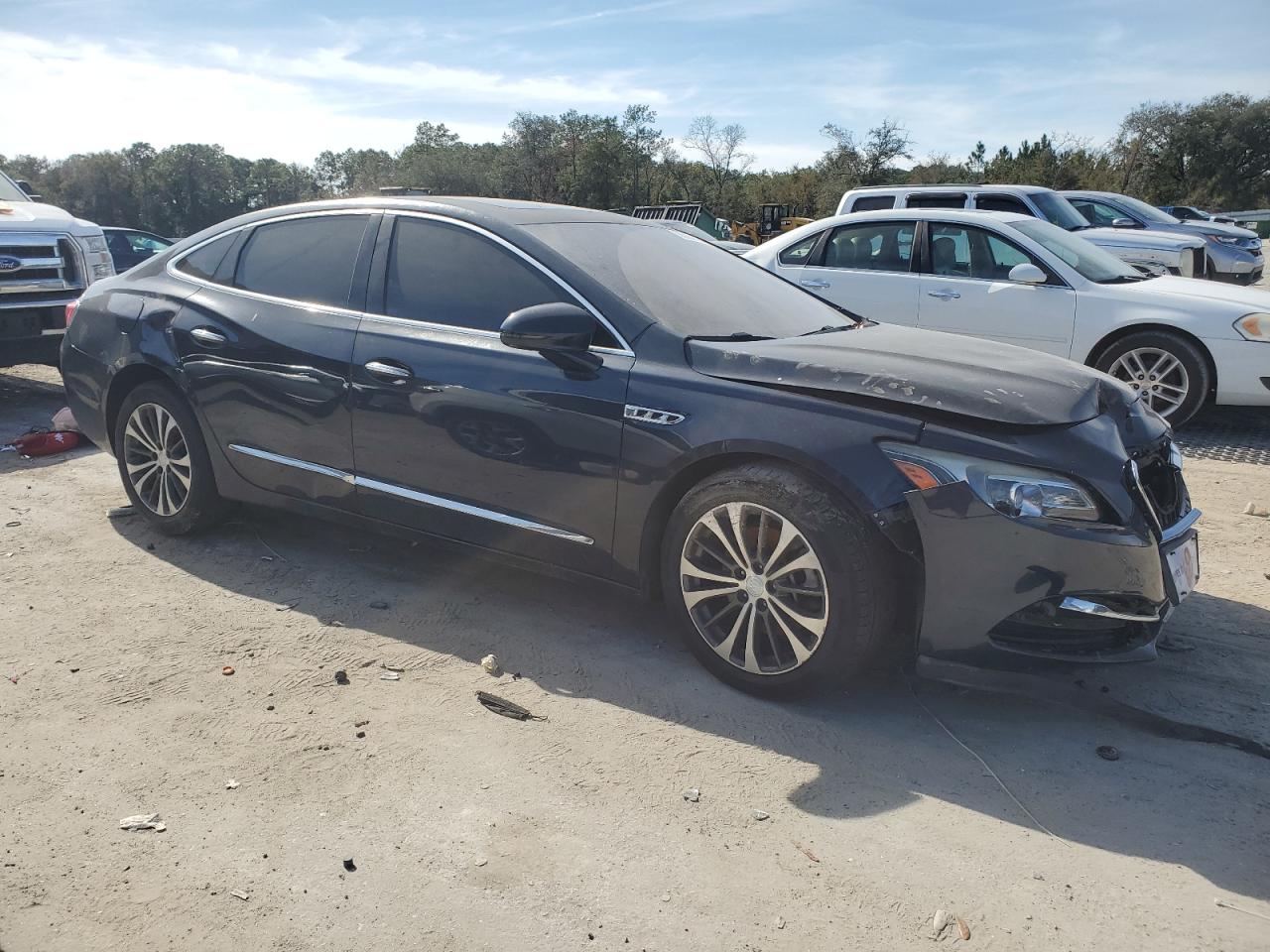 2017 Buick LaCrosse - Image 4