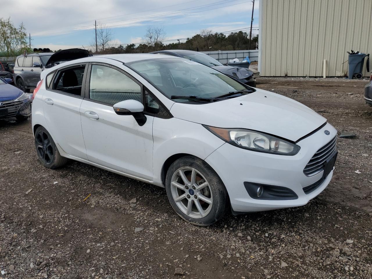 2014 Ford Fiesta - Image 4