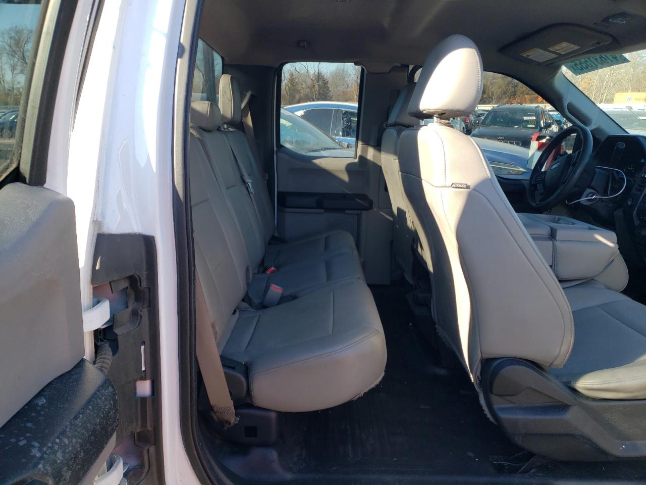 2016 Ford F-150 - Image 10
