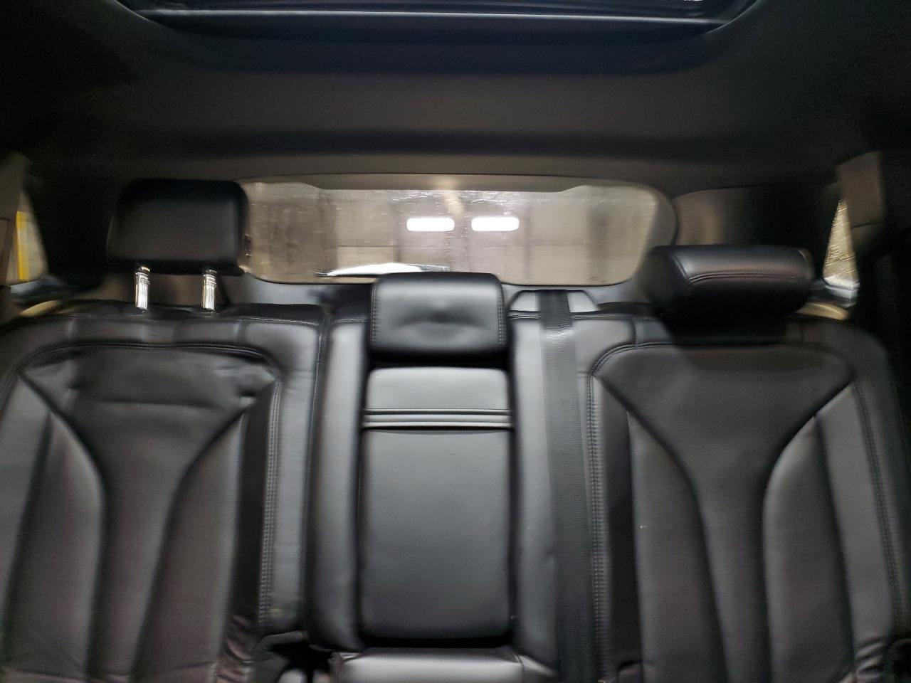 2016 Lincoln MKX - Image 10