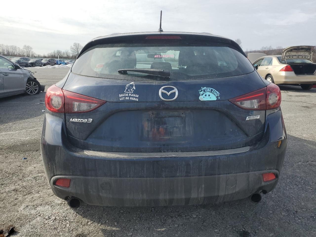 2015 Mazda 3 - Image 6