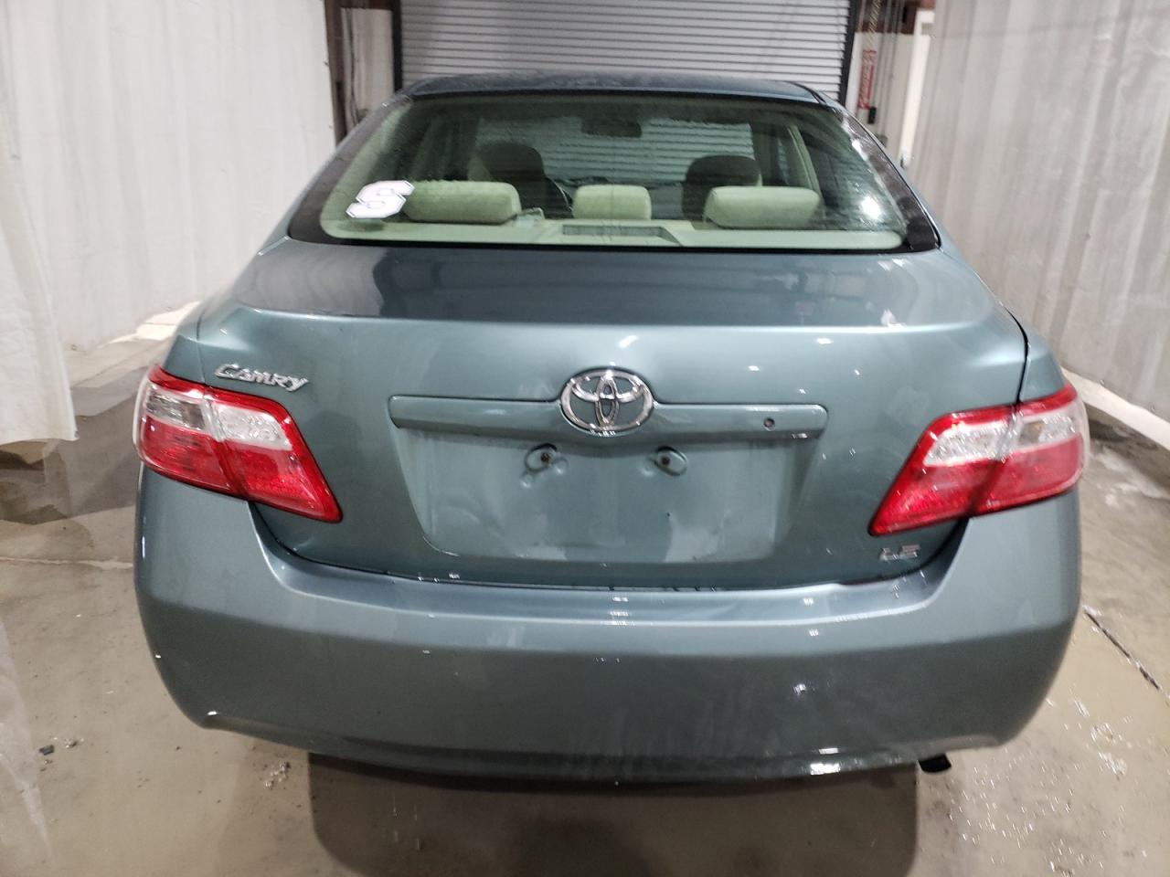 2009 Toyota Camry - Image 6