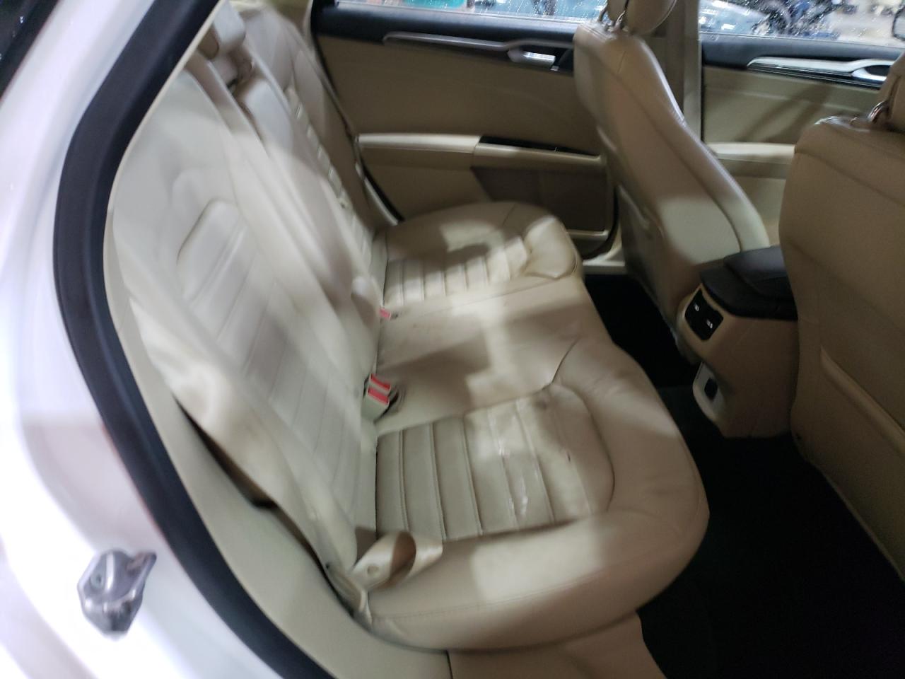 2014 Ford Fusion - Image 11