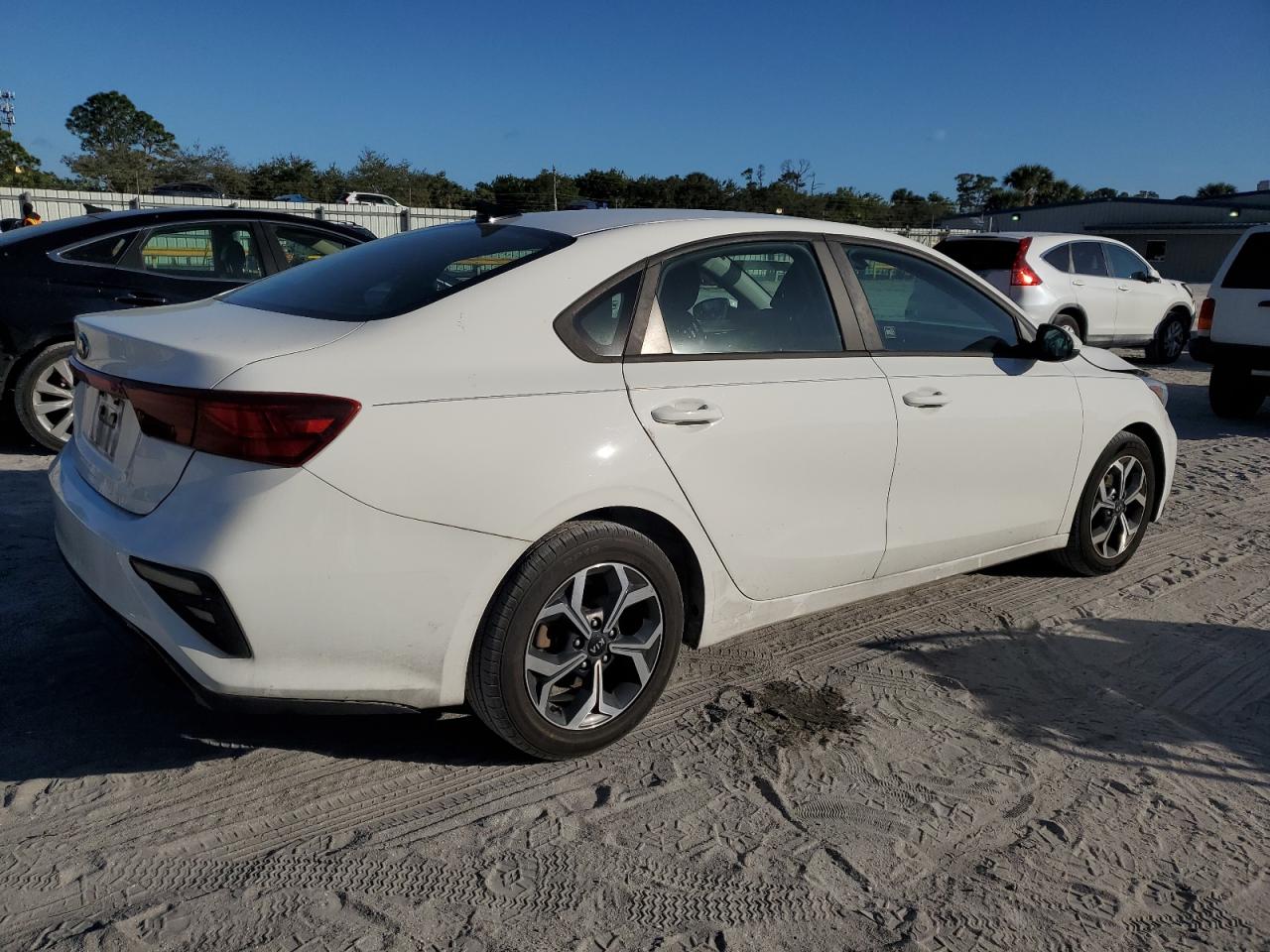 2019 Kia Forte - Image 3